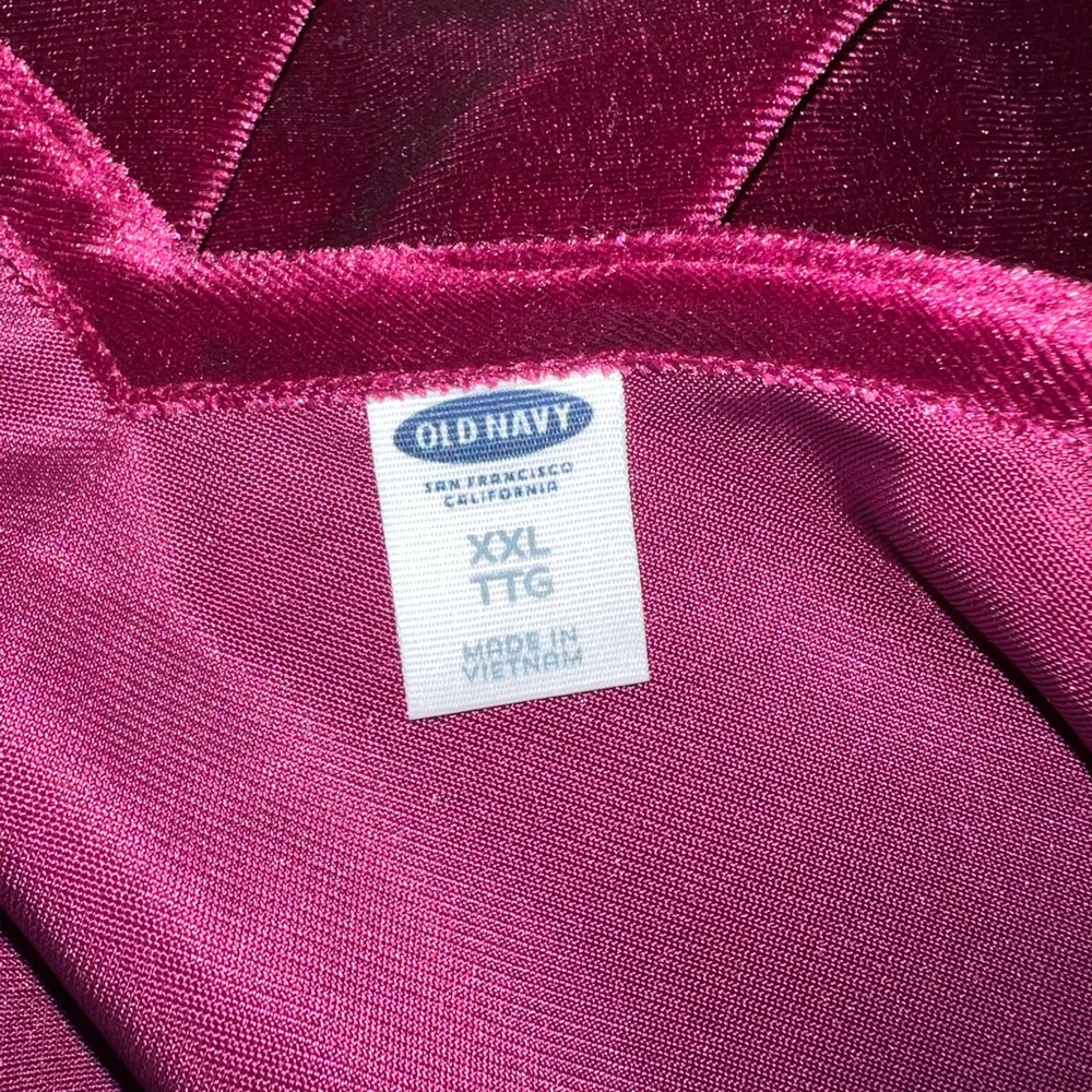 💕 old Navy Velvet Raspberry Tank Size XXL - Picture 3 of 3